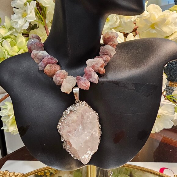 Rose Quartz and Silver Pendant Necklace - Picture 8 of 8